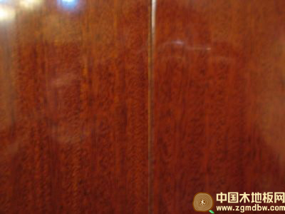 联丰圆盘豆-柚檀皇LFSM1525实木地板拼接评测